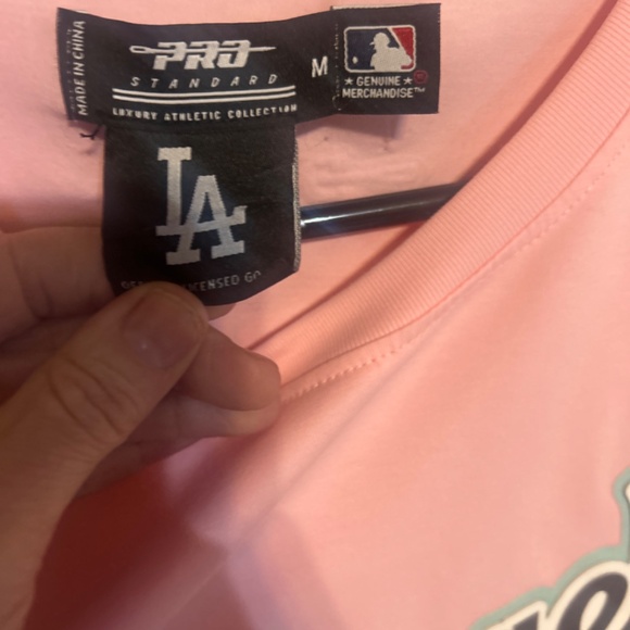 La Dodgers shirt - Picture 3 of 3